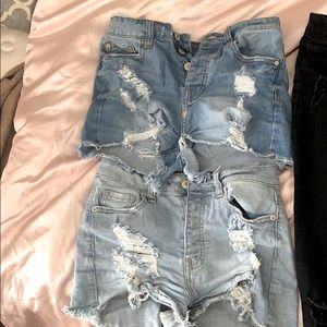 Jean shorts !!